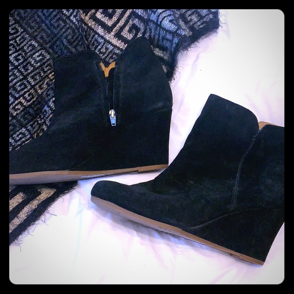 EUC wedge booties